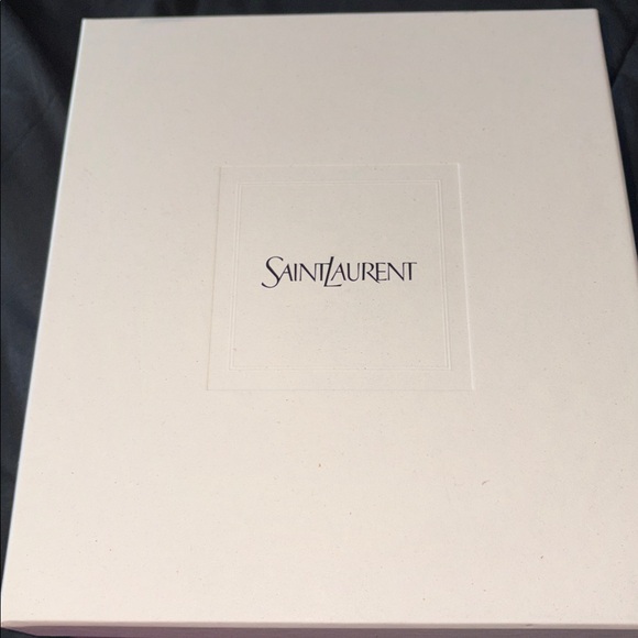 Authentic YSL Medium Cassandra Quilted Leather Envelope Bag - Picture 4 of 5